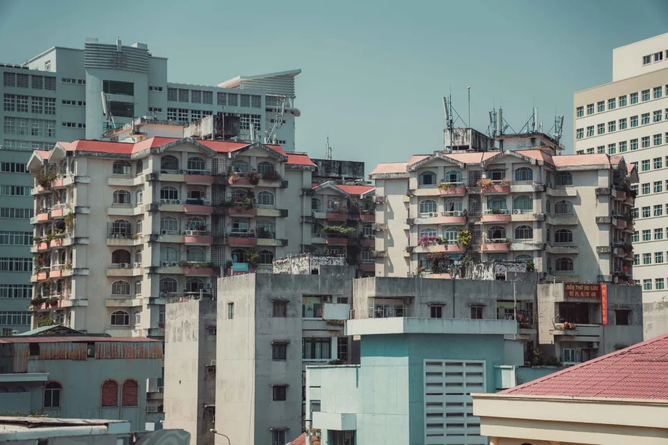 Nhà đang bán tại Lê Mạnh Trường
